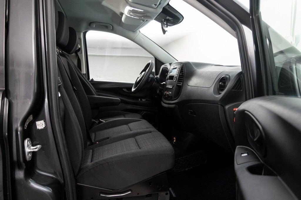 MERCEDES-BENZ Vito Tourer 114 CDI Pro Larga 9G-Tronic