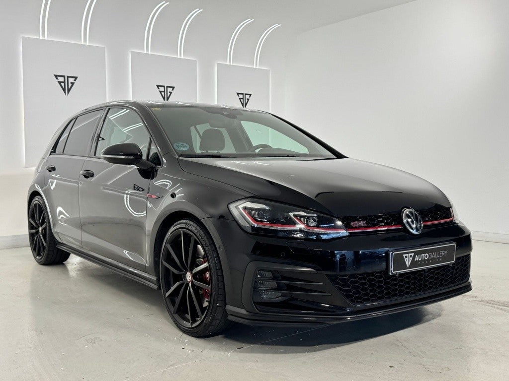 VOLKSWAGEN Golf 2.0 TSI GTI Performance 180kW