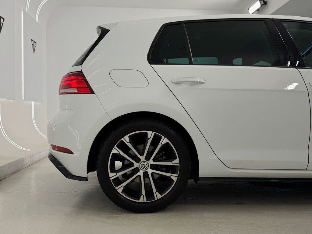 VOLKSWAGEN Golf 1.5 TSI Evo Sport DSG7 110kW