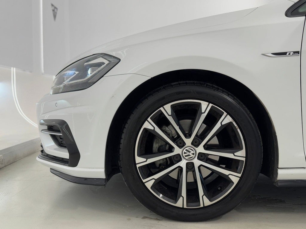 VOLKSWAGEN Golf 1.5 TSI Evo Sport DSG7 110kW