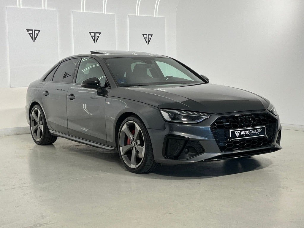 AUDI A4 40 TDI Black line S tronic quattro 150kW