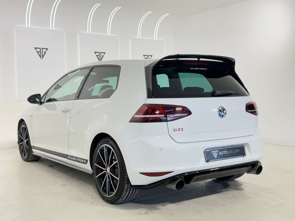 VOLKSWAGEN Golf 2.0 TSI GTI ClubSport DSG 265