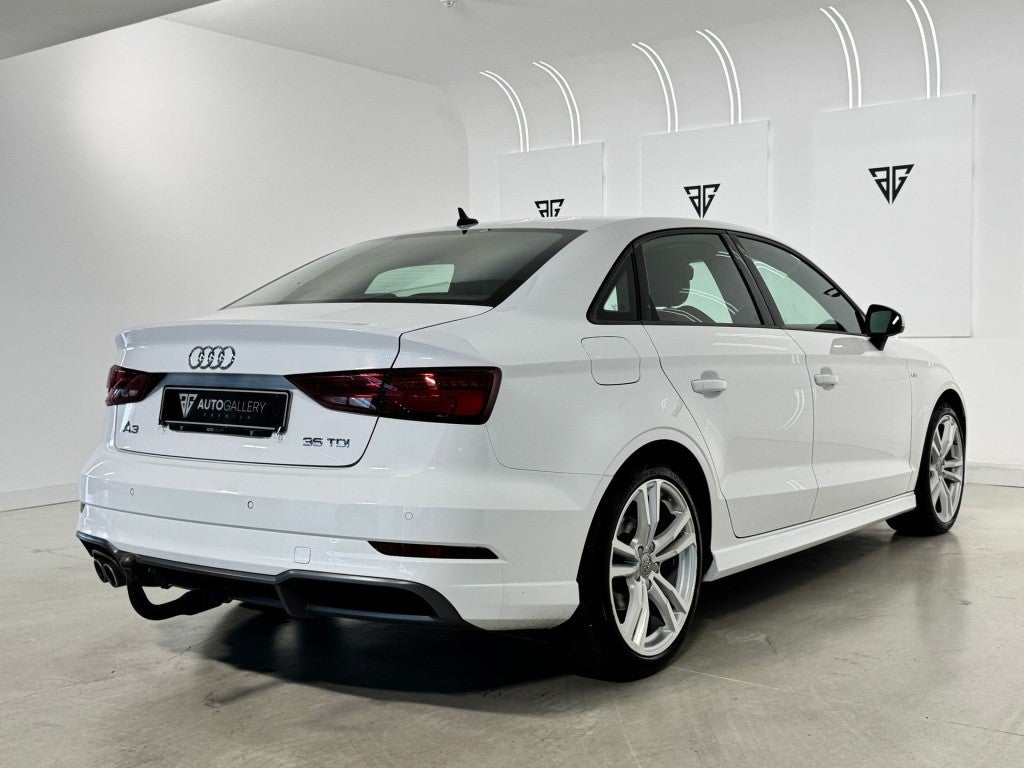 Audi A3 Sedán 35 TDI S line S tronic 110kW