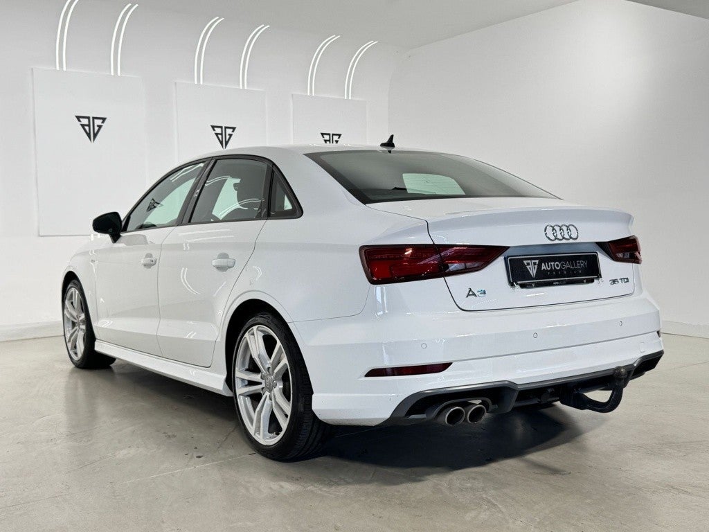 Audi A3 Sedán 35 TDI S line S tronic 110kW