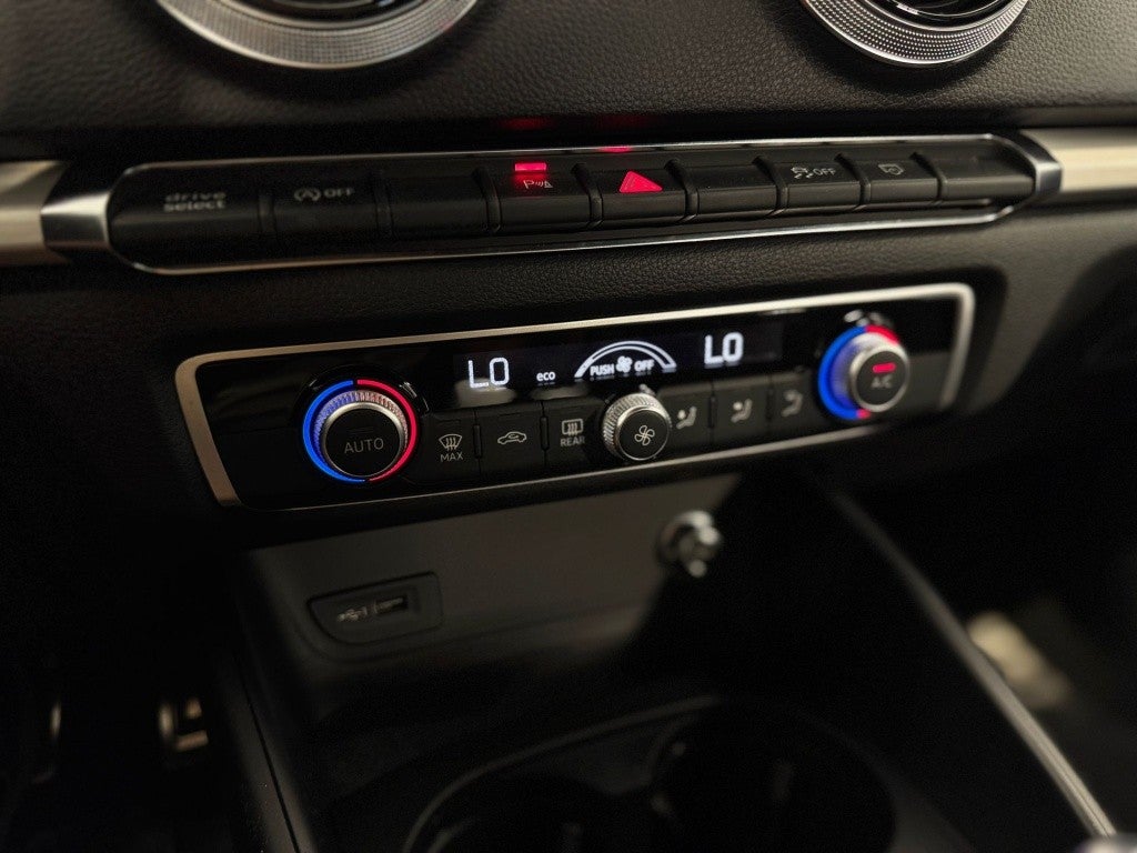 Audi A3 Sedán 35 TDI S line S tronic 110kW