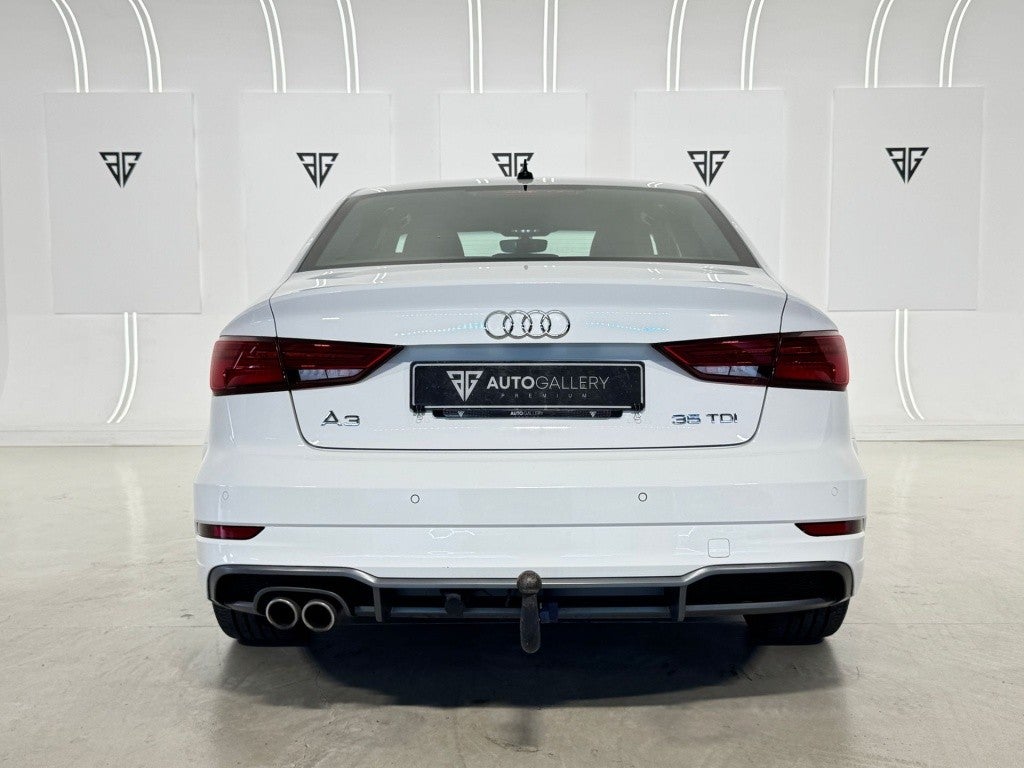 Audi A3 Sedán 35 TDI S line S tronic 110kW