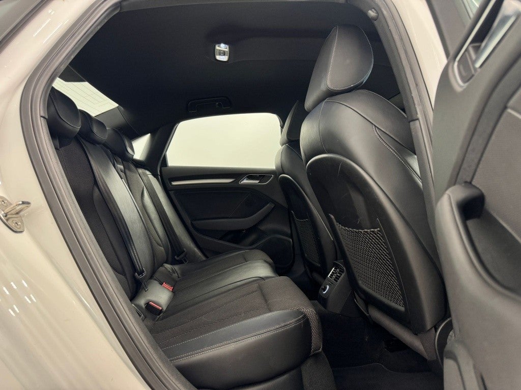 Audi A3 Sedán 35 TDI S line S tronic 110kW