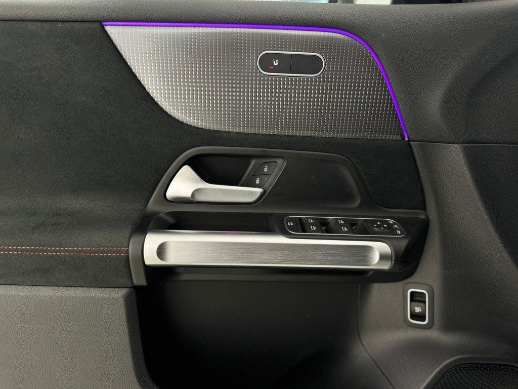 Mercedes-Benz EQB 300 4Matic