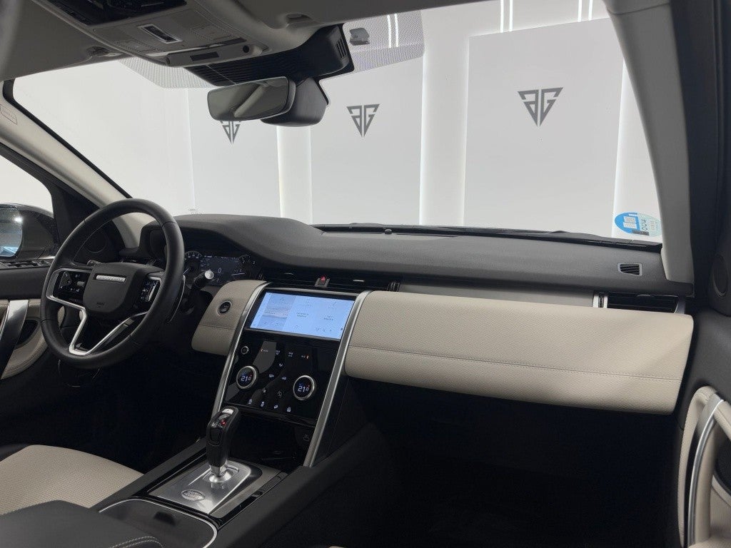 Land-Rover Discovery Sport 2.0D TD4 MHEV R-Dynamic SE AWD Auto 204