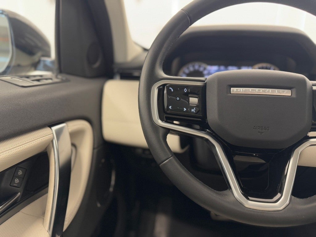Land-Rover Discovery Sport 2.0D TD4 MHEV R-Dynamic SE AWD Auto 204