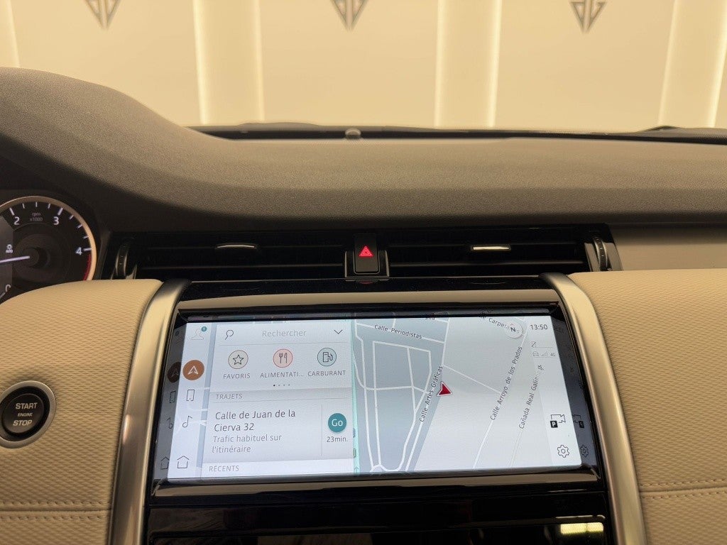 Land-Rover Discovery Sport 2.0D TD4 MHEV R-Dynamic SE AWD Auto 204