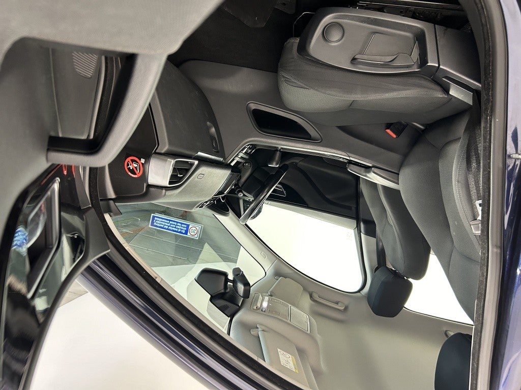 Jaguar F-Pace 2.0i4D Portfolio RWD 180