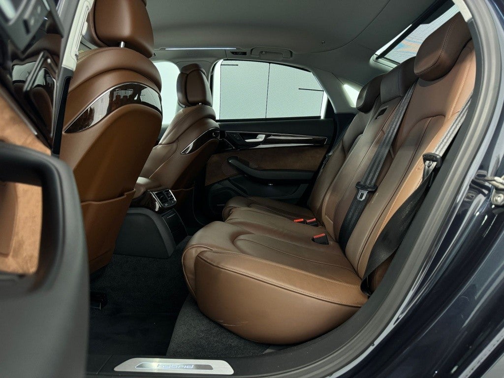 Audi A8 Hybrid 2.0 TFSI Tiptronic