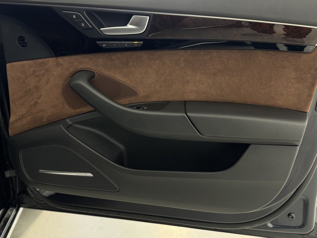 Audi A8 Hybrid 2.0 TFSI Tiptronic