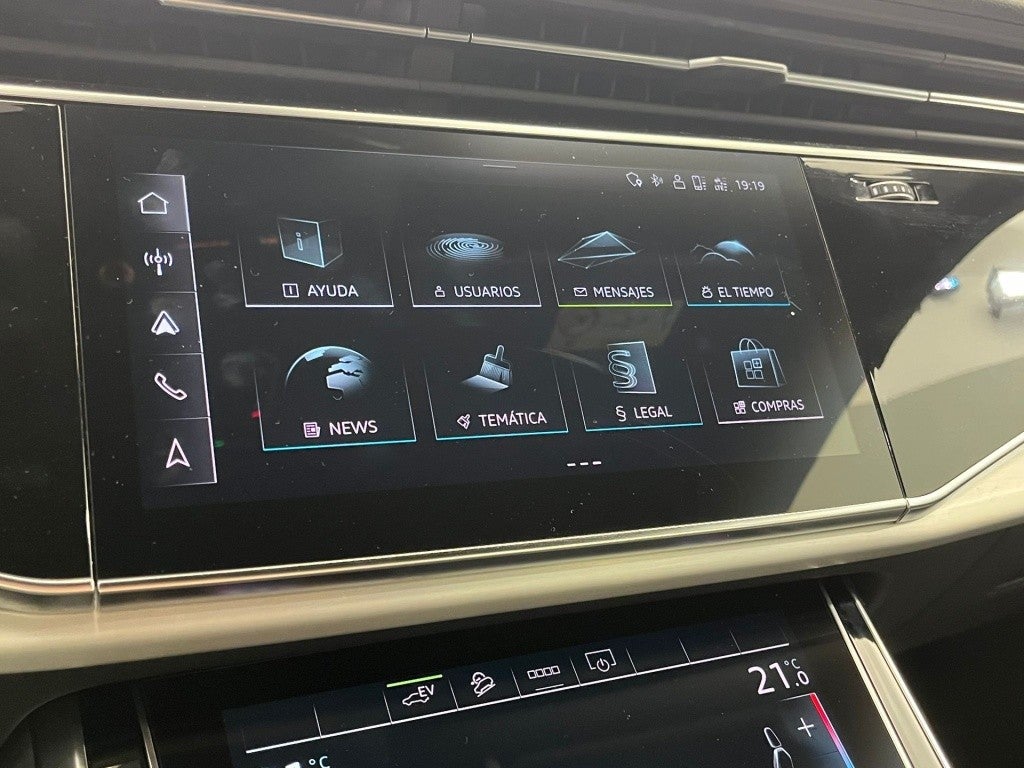 Audi Q8 55 TFSIe Black line quattro