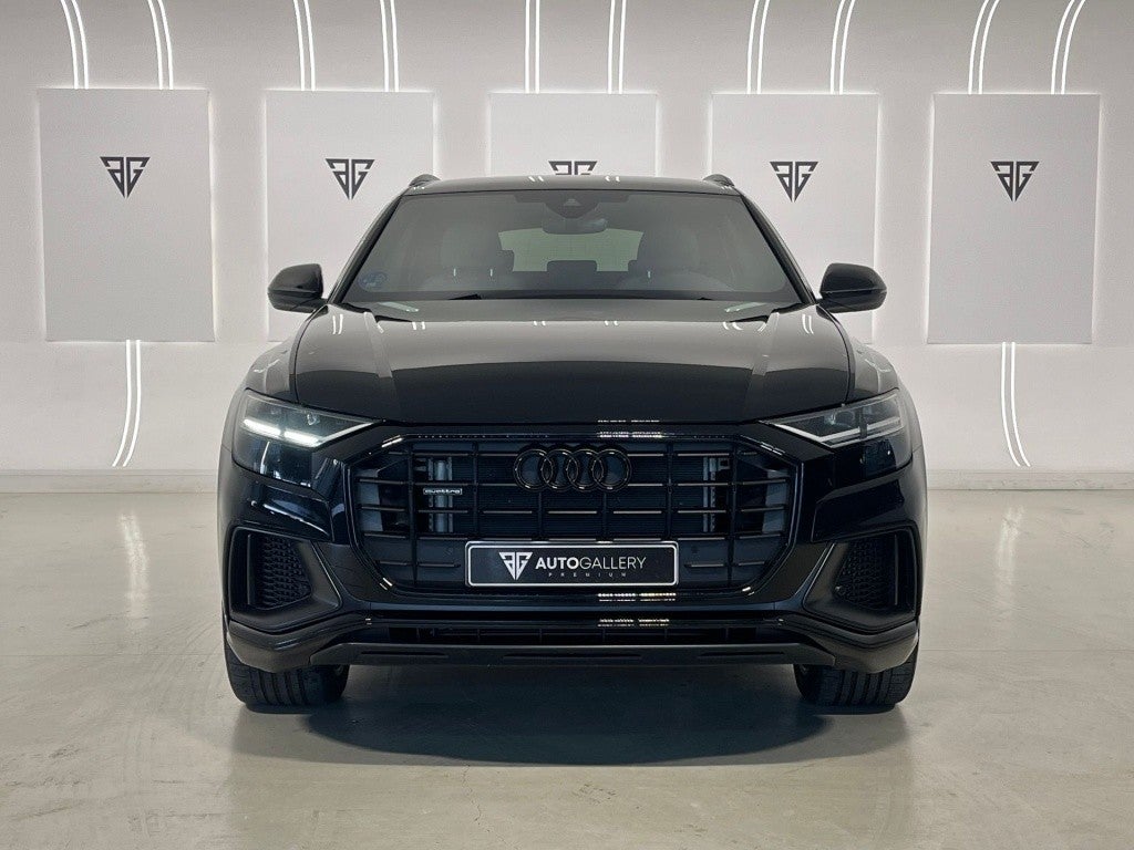Audi Q8 55 TFSIe Black line quattro
