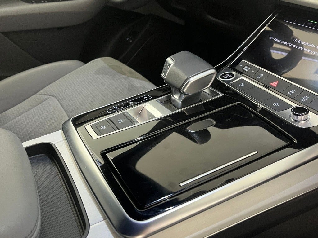 Audi Q8 55 TFSIe Black line quattro