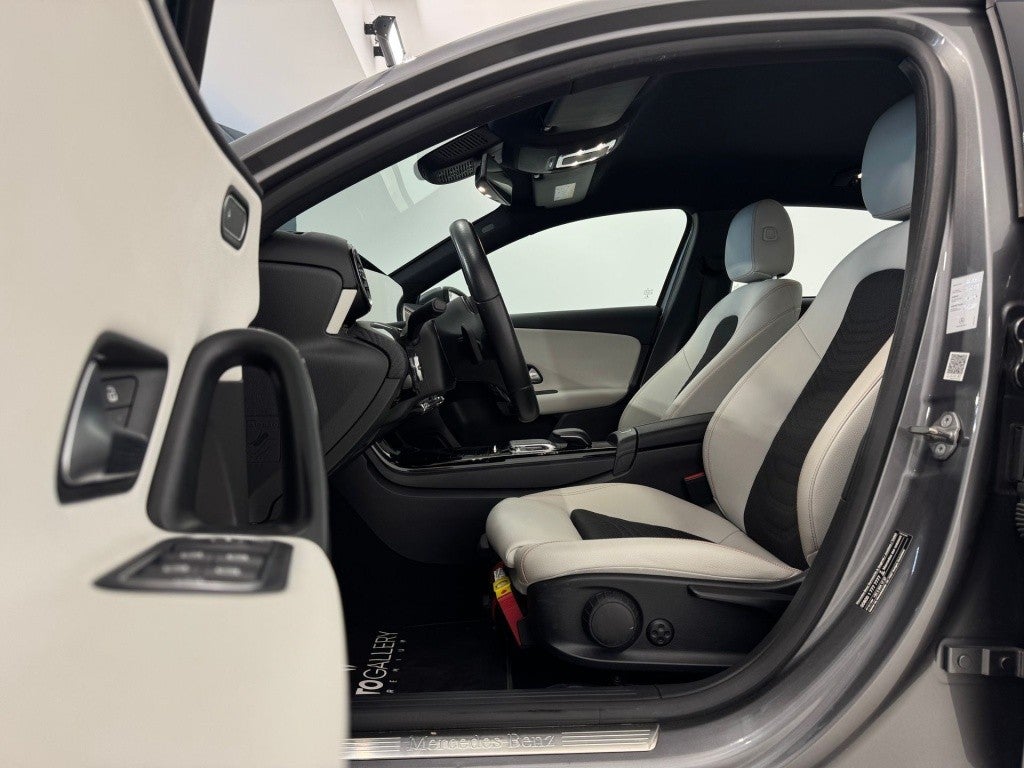 Mercedes-Benz Clase A 200 7G-DCT