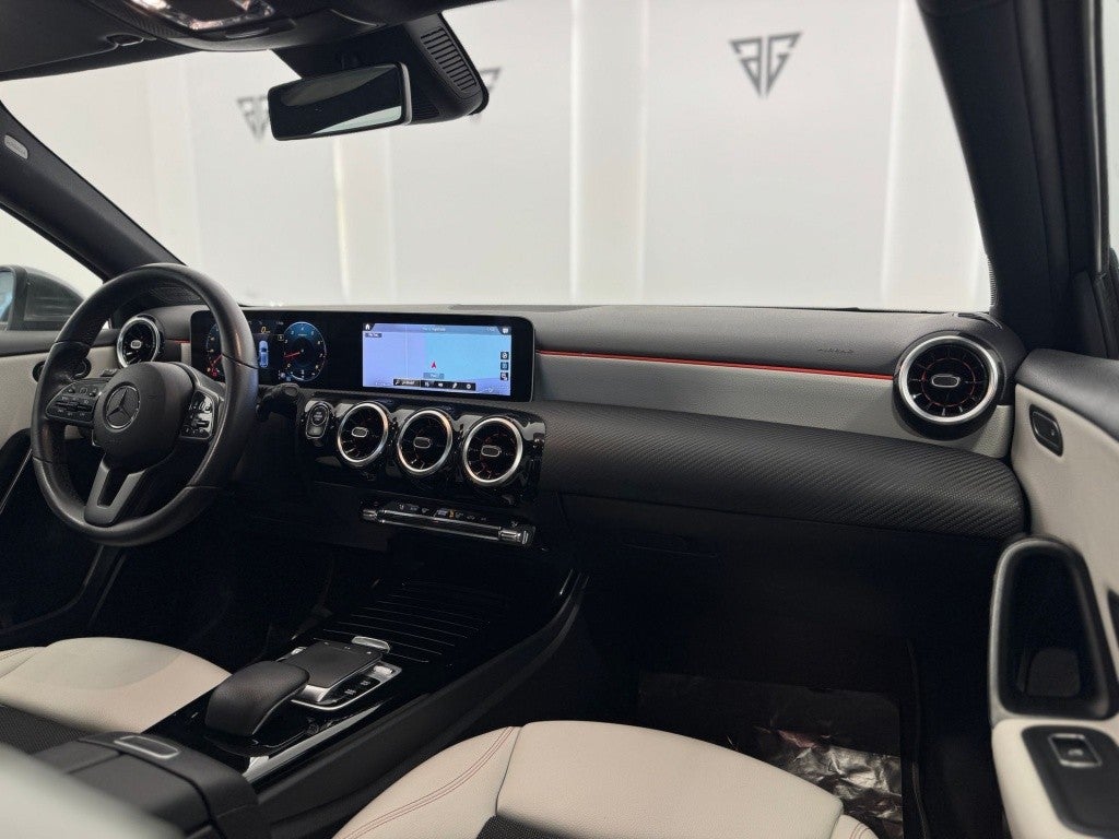 Mercedes-Benz Clase A 200 7G-DCT