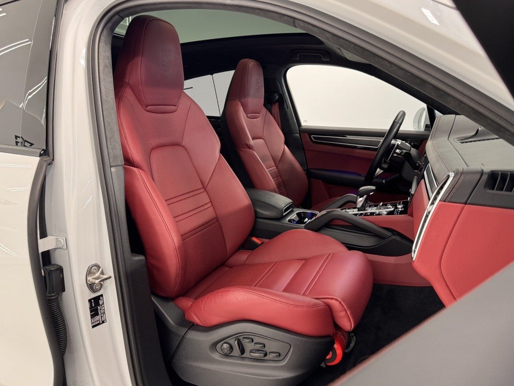 Porsche Cayenne Coupé GTS