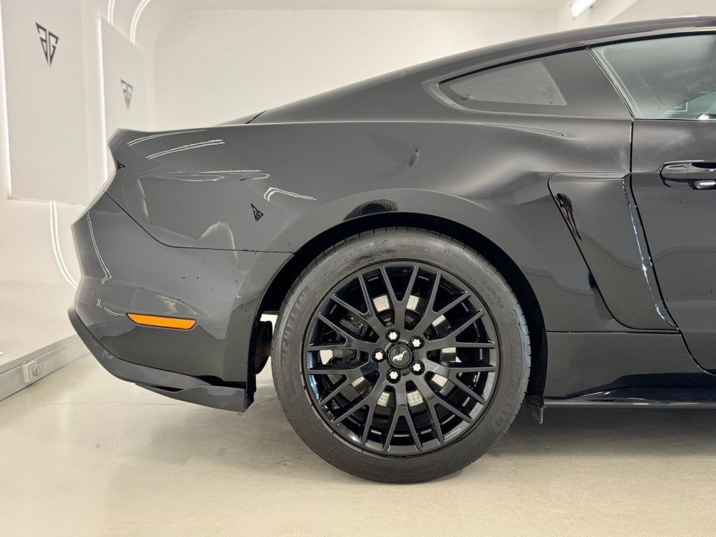 Ford Mustang Fastback 5.0 Ti-VCT GT