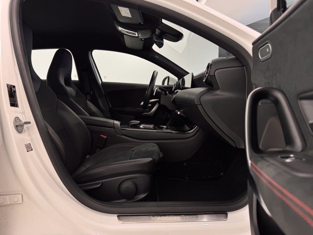 Mercedes-Benz Clase A 250e 8G-DCT