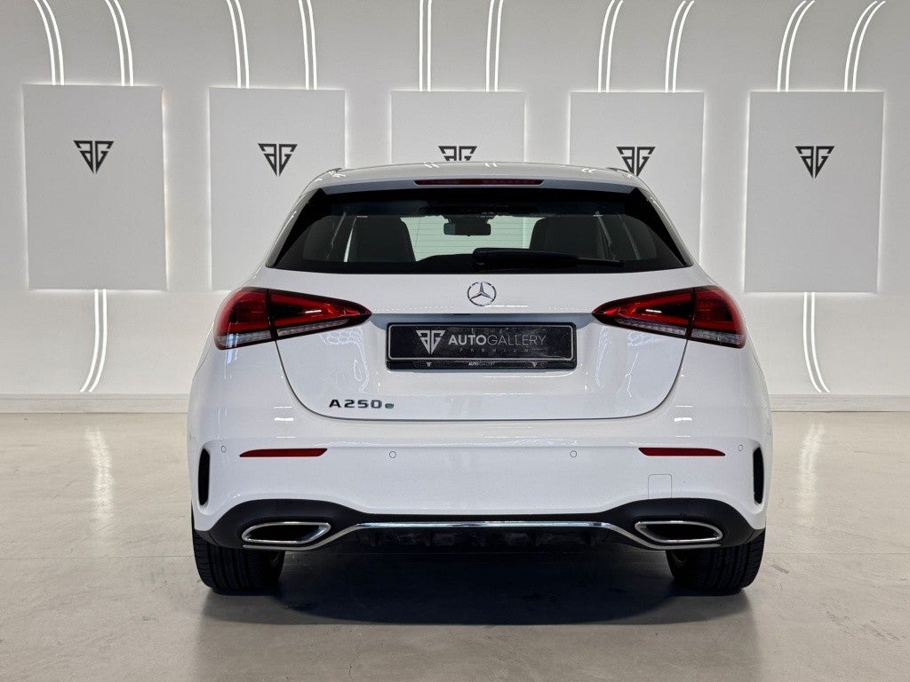 Mercedes-Benz Clase A 250e 8G-DCT