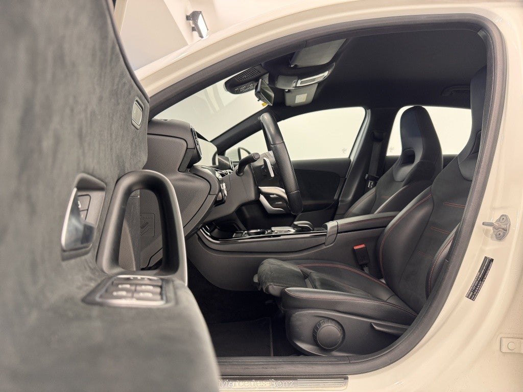 Mercedes-Benz Clase A 250e 8G-DCT