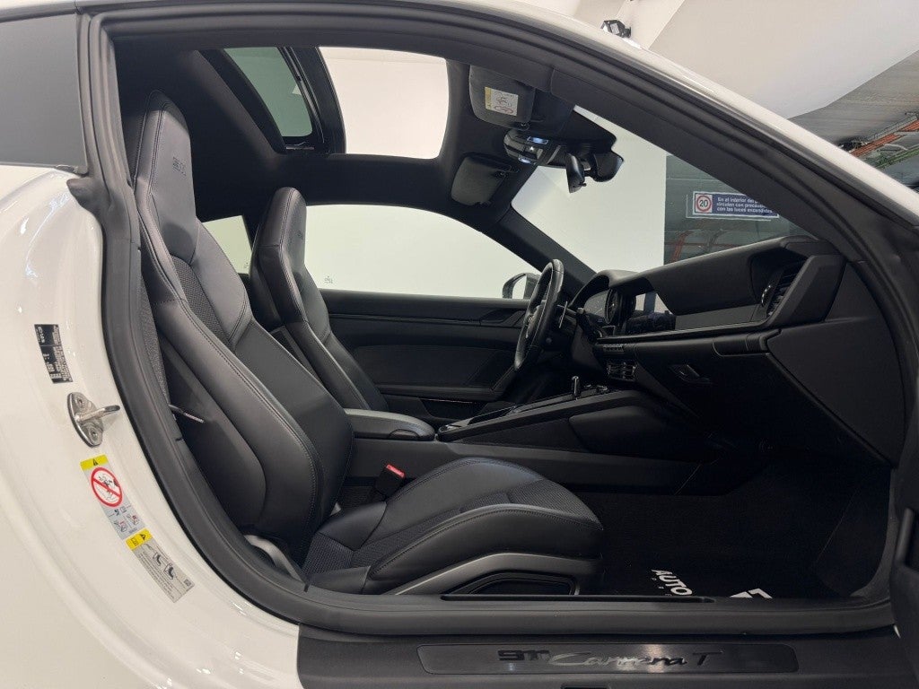 Porsche 911 Carrera T PDK