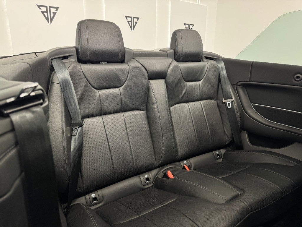 Land-Rover Range Rover Evoque Convertible 2.0TD4 Dynamic 4WD 150 Aut.