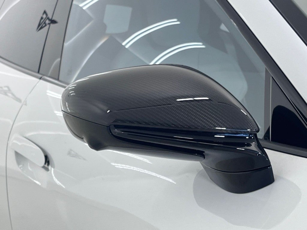 Porsche Taycan Turbo S Cross Turismo