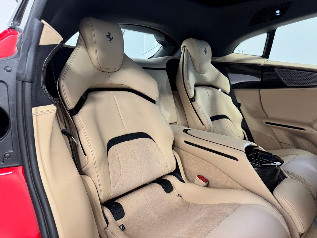 Ferrari Purosangue 6.5