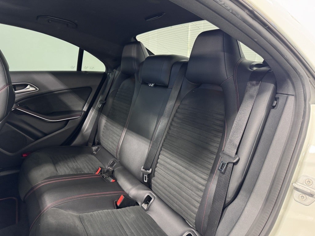 Mercedes-Benz Clase CLA 200d AMG Line7G-DCT