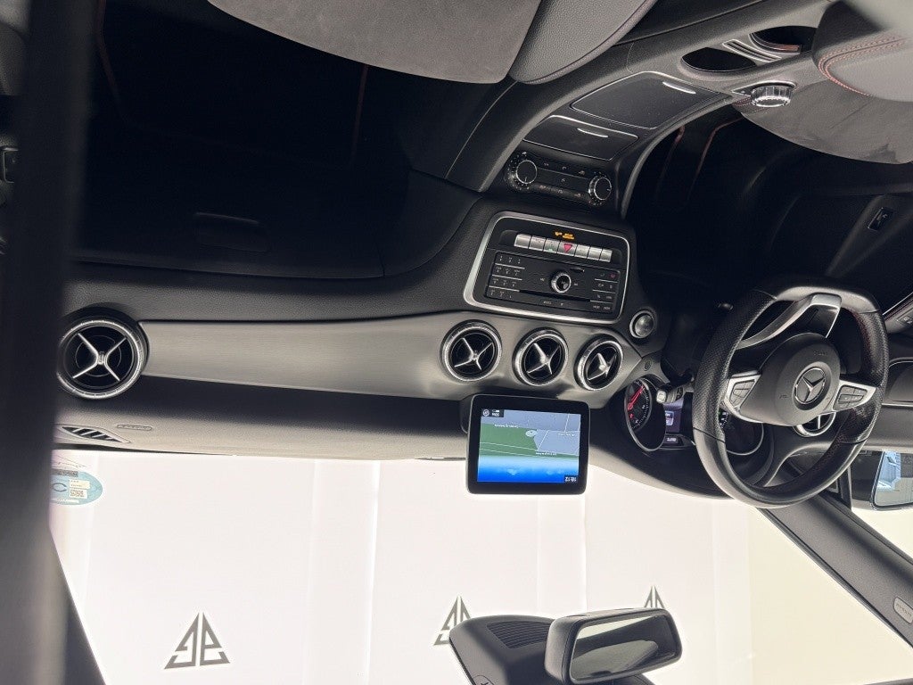 Mercedes-Benz Clase CLA 200d AMG Line7G-DCT