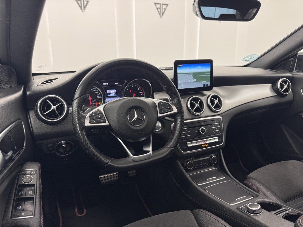 Mercedes-Benz Clase CLA 200d AMG Line7G-DCT