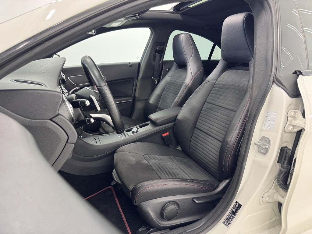 Mercedes-Benz Clase CLA 200d AMG Line7G-DCT