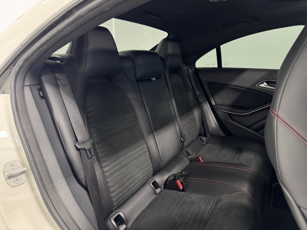 Mercedes-Benz Clase CLA 200d AMG Line7G-DCT