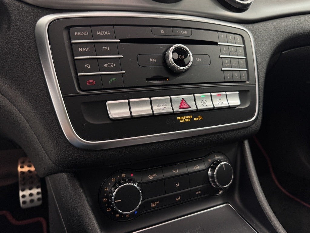 Mercedes-Benz Clase CLA 200d AMG Line7G-DCT