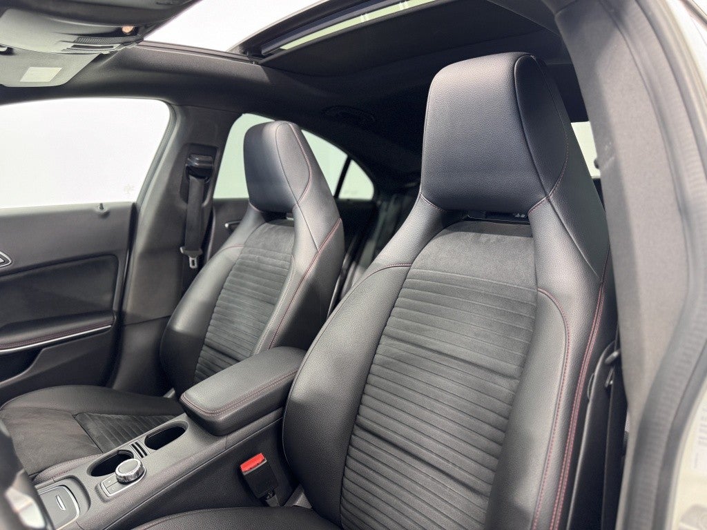 Mercedes-Benz Clase CLA 200d AMG Line7G-DCT