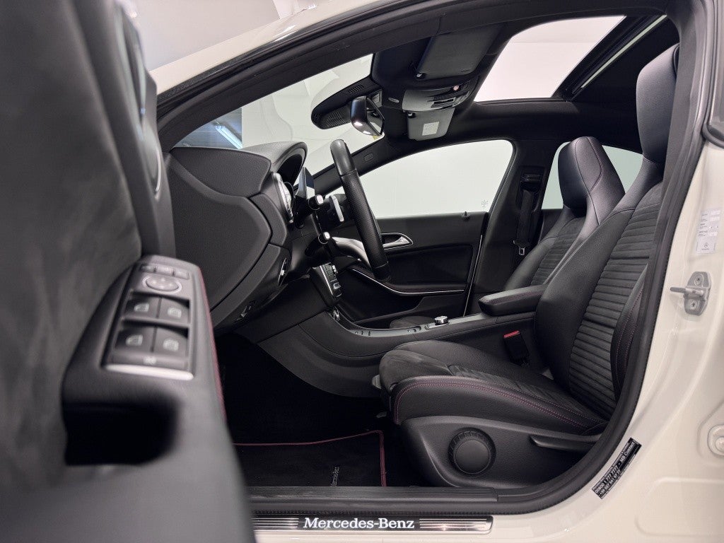 Mercedes-Benz Clase CLA 200d AMG Line7G-DCT