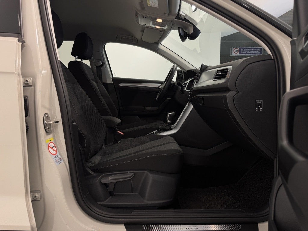 Volkswagen T-Roc 1.5 TSI Dark DSG7 110KW