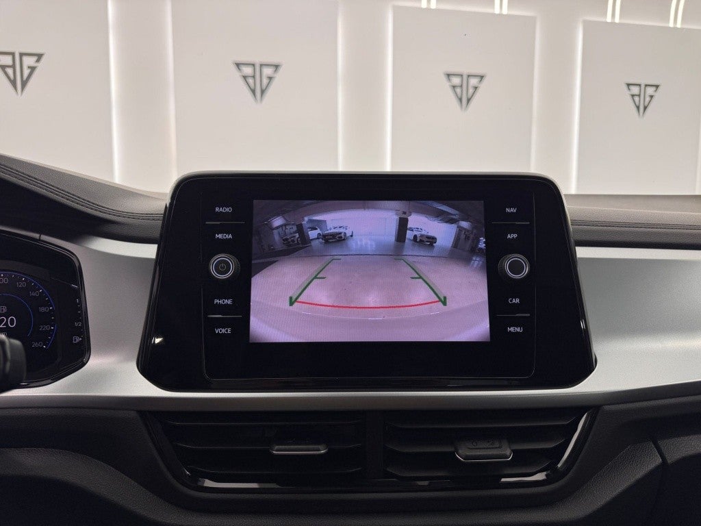 Volkswagen T-Roc 1.5 TSI Dark DSG7 110KW