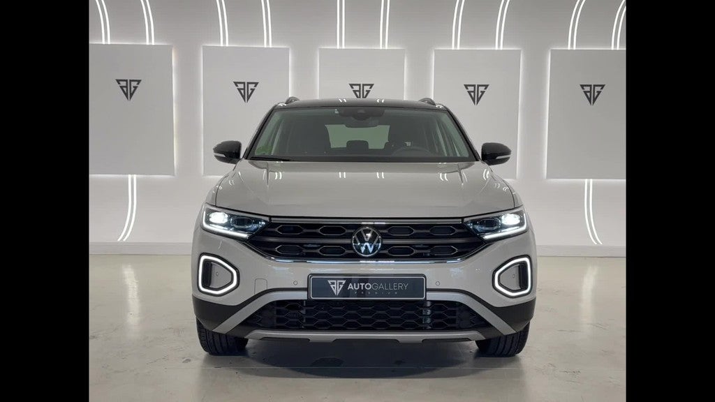 Volkswagen T-Roc 1.5 TSI Dark DSG7 110KW