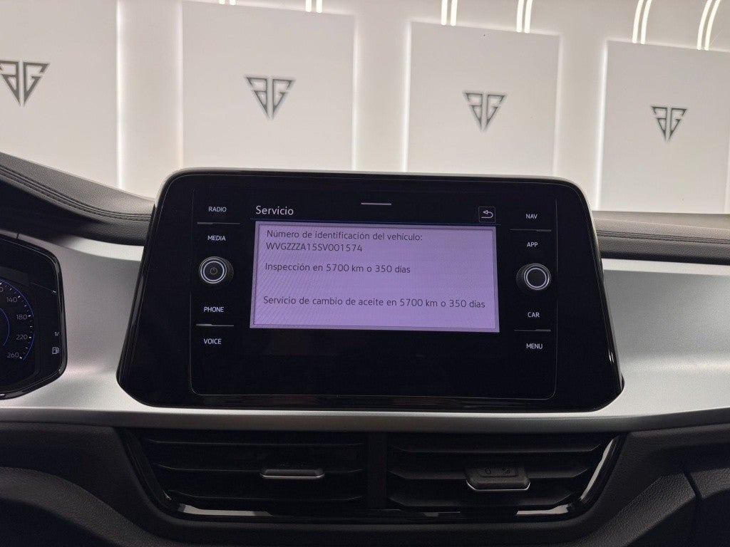 Volkswagen T-Roc 1.5 TSI Dark DSG7 110KW