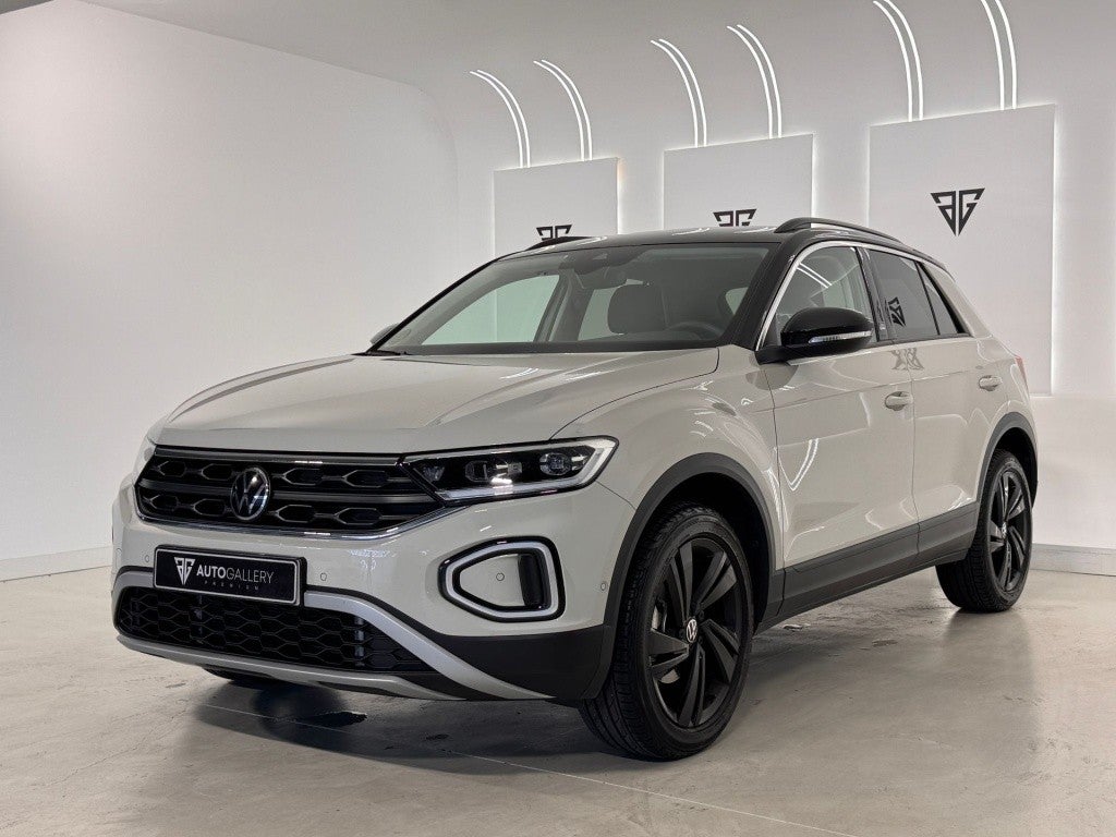 Volkswagen T-Roc 1.5 TSI Dark DSG7 110KW
