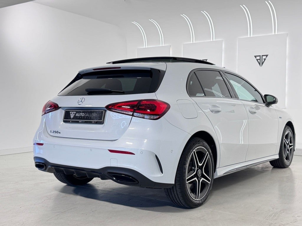 Mercedes-Benz Clase A 250e 8G-DCT