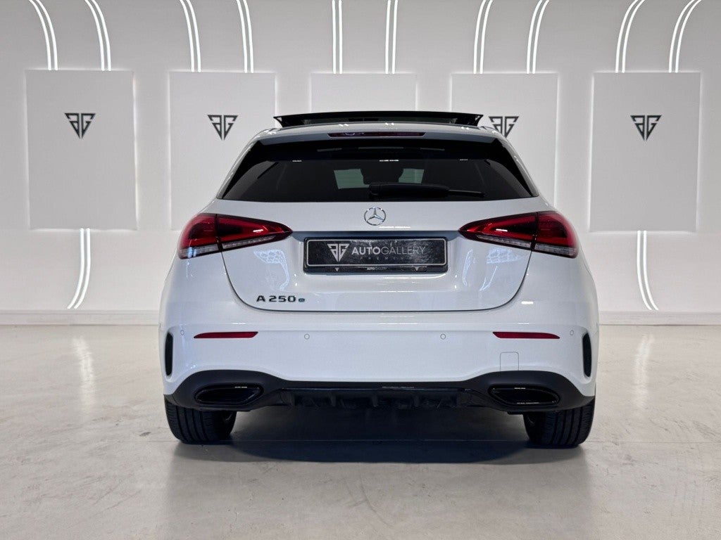 Mercedes-Benz Clase A 250e 8G-DCT