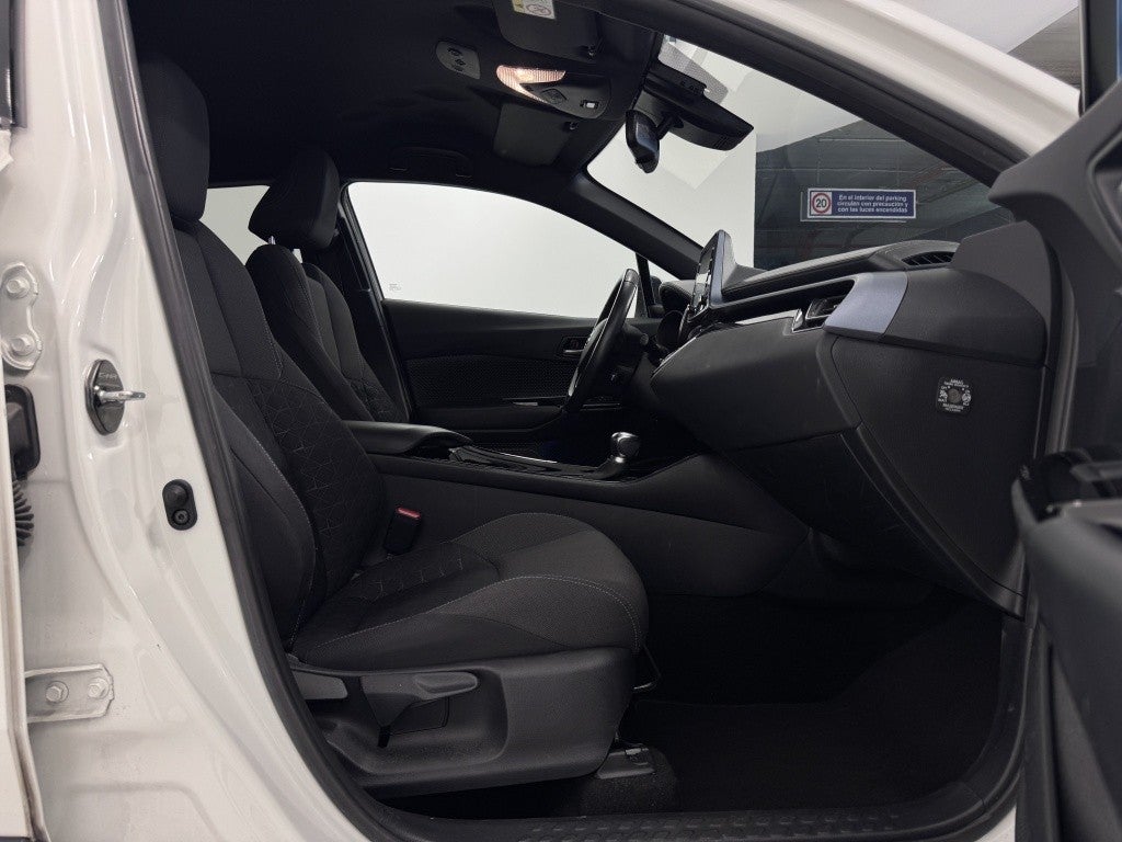 Toyota C-HR 125H Advance