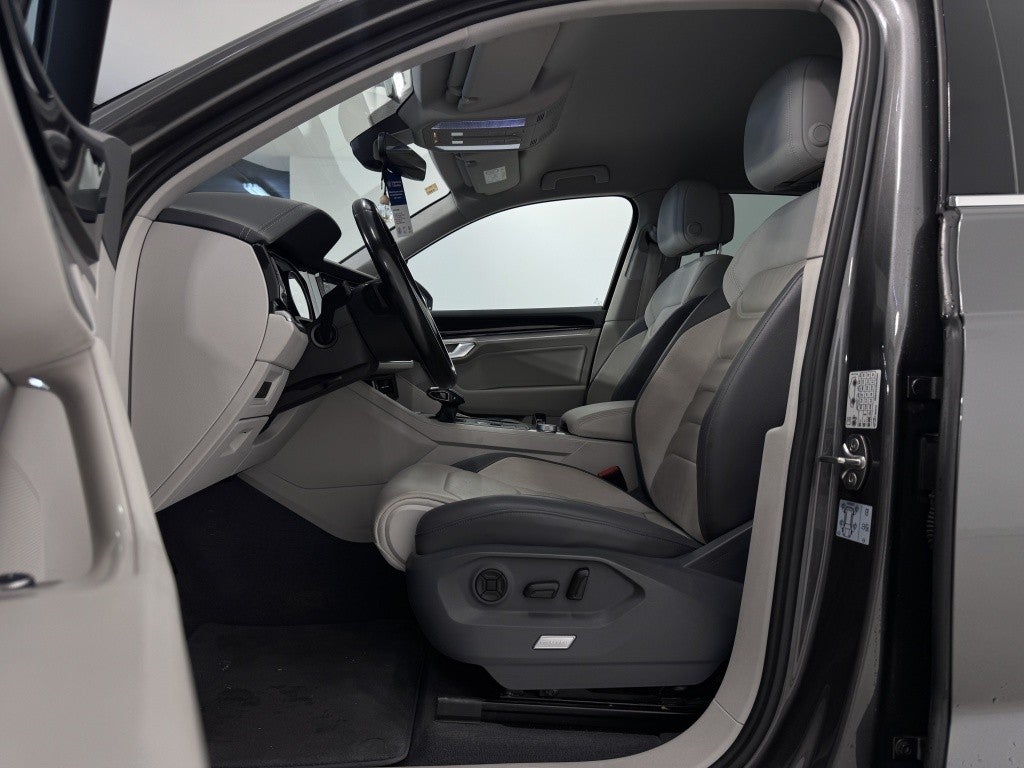 Volkswagen Touareg 3.0TDI V6 Premium Tiptronic Elegance 4M 170kW