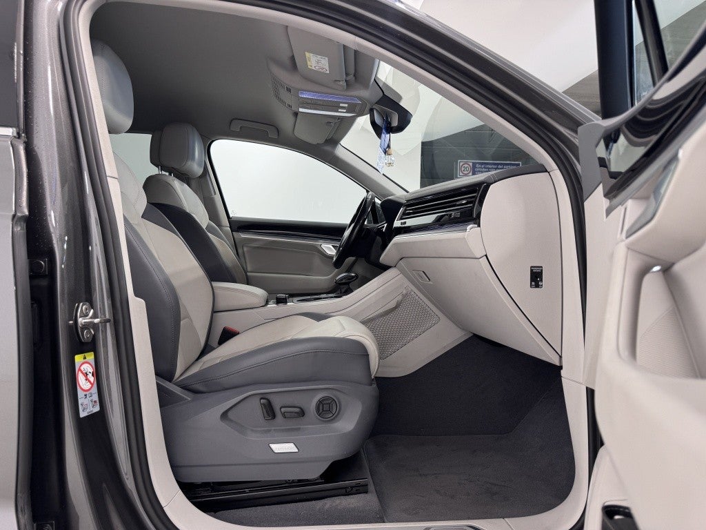 Volkswagen Touareg 3.0TDI V6 Premium Tiptronic Elegance 4M 170kW